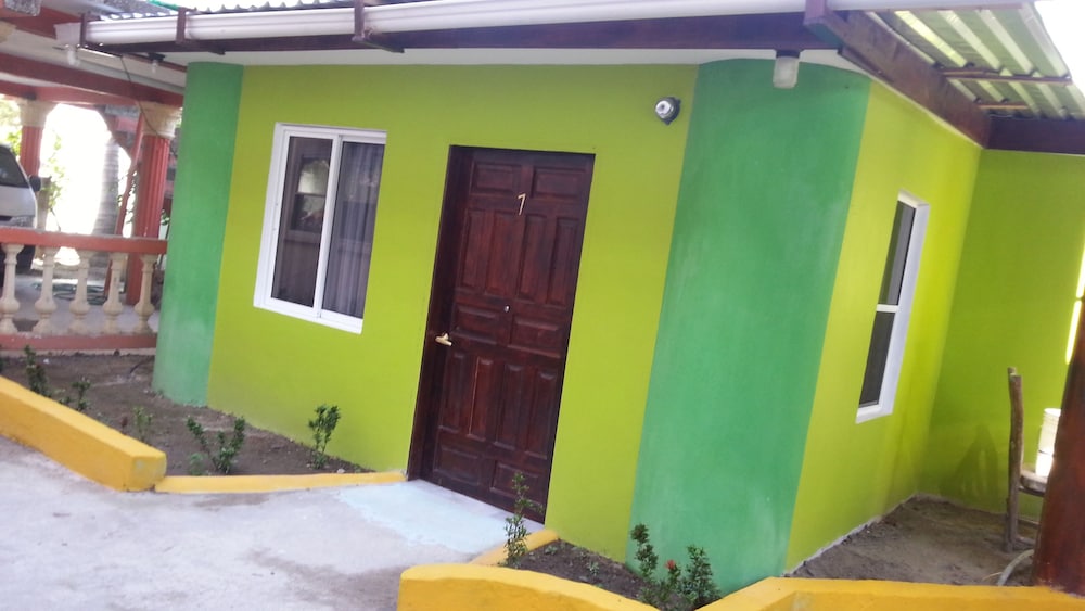 Comfort Quadruple Room, Accessible, Pool View