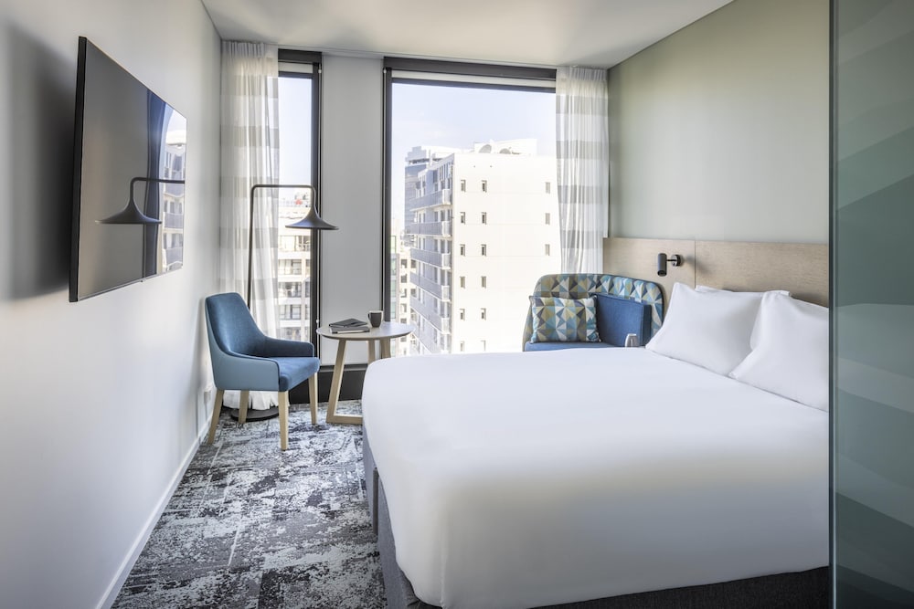 Room, 1 Queen Bed, Accessible (with Free Breakfast) - Photo 1