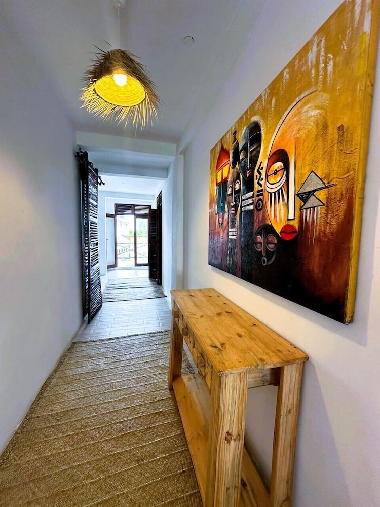 Suite, 3 Bedrooms photo 2