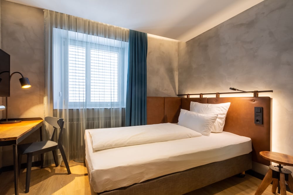 Basic Single Room