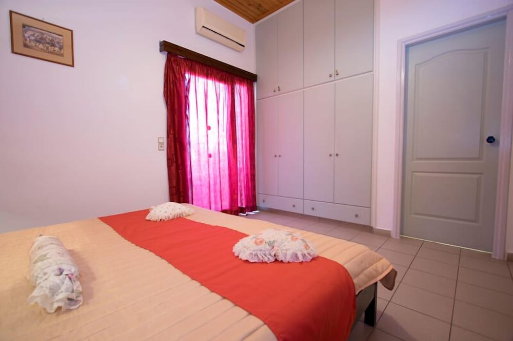 Family Apartment, 1 Bedroom photo 2