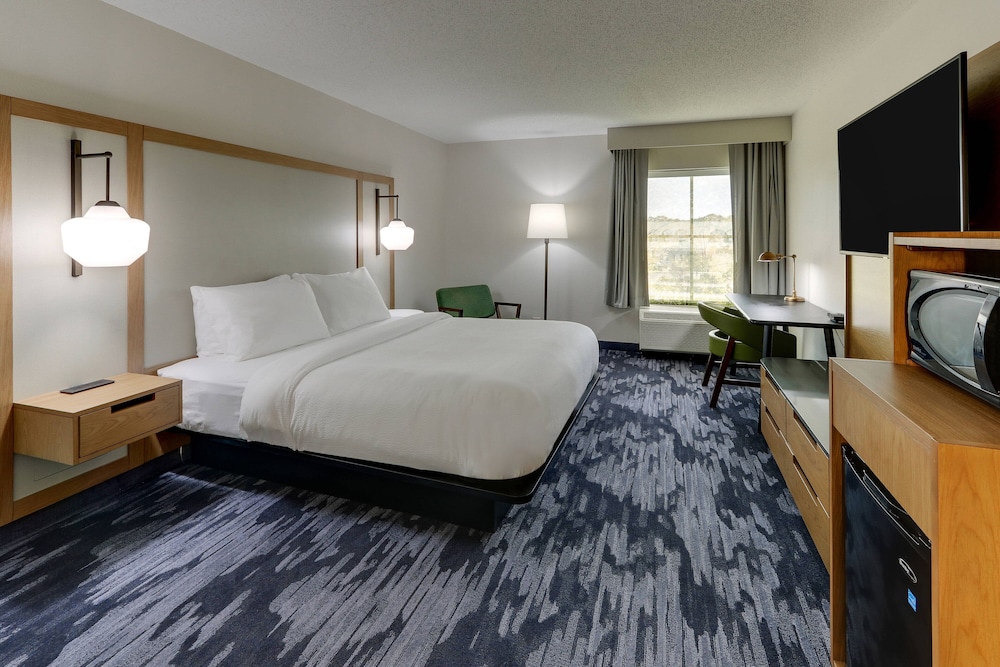 Room, 1 King Bed - Photo 1