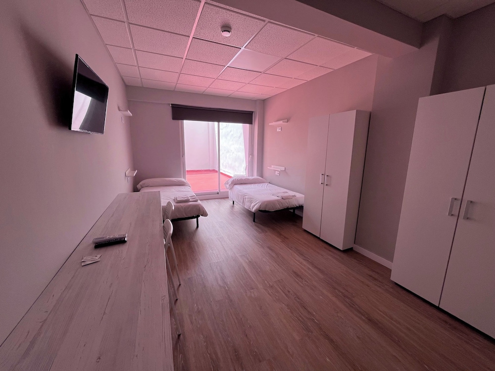 Habitación Doble Básica de Uso Individual, Balcón