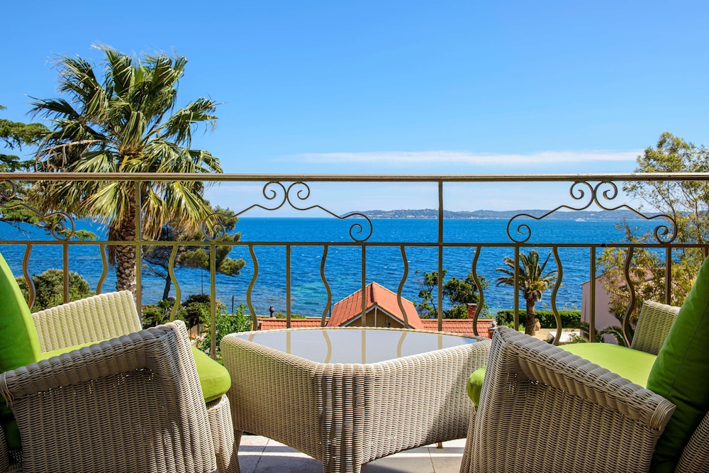 Suite, 1 King Bed, Terrace, Sea View - Photo 6