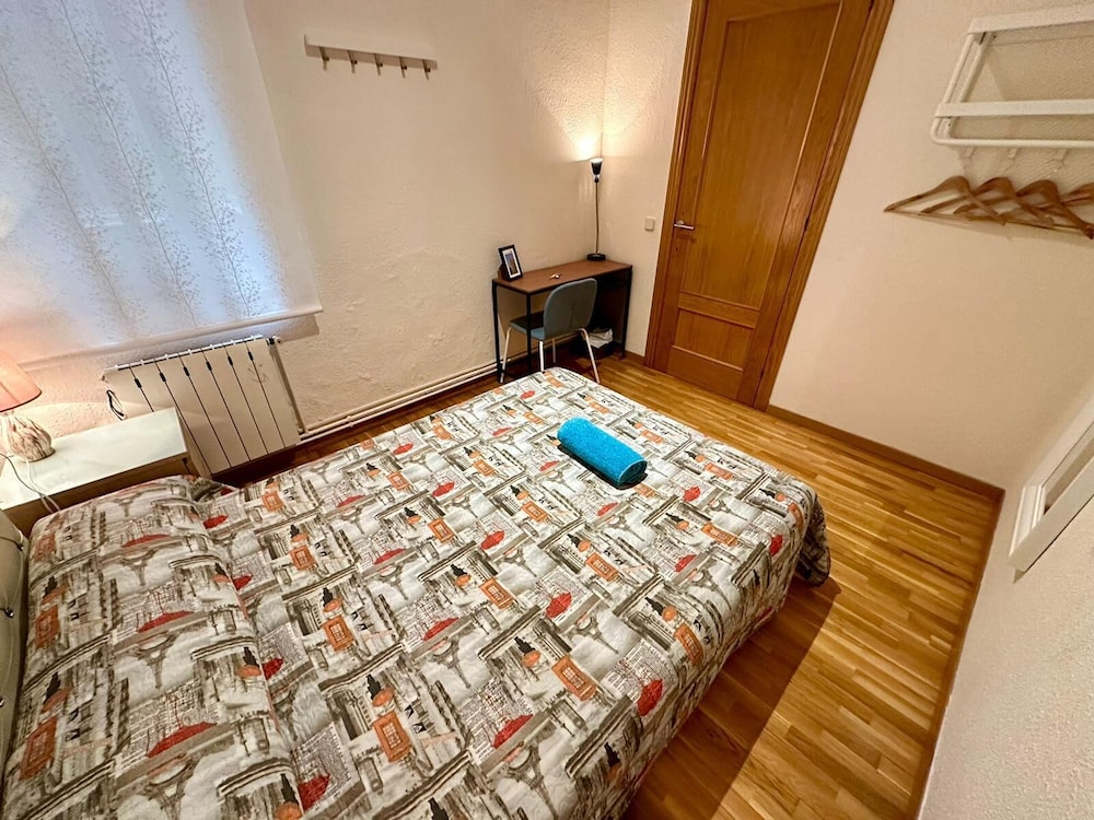 Double Room, Shared Bathroom photo 2