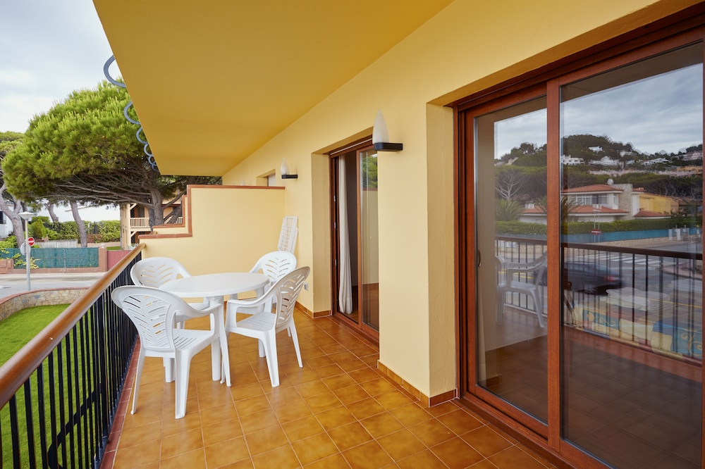 Apartment, 3 Bedrooms, Terrace, Beach View (DU 3H 315) photo 3
