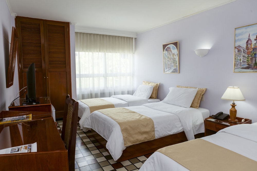 Traditional Triple Room photo 2