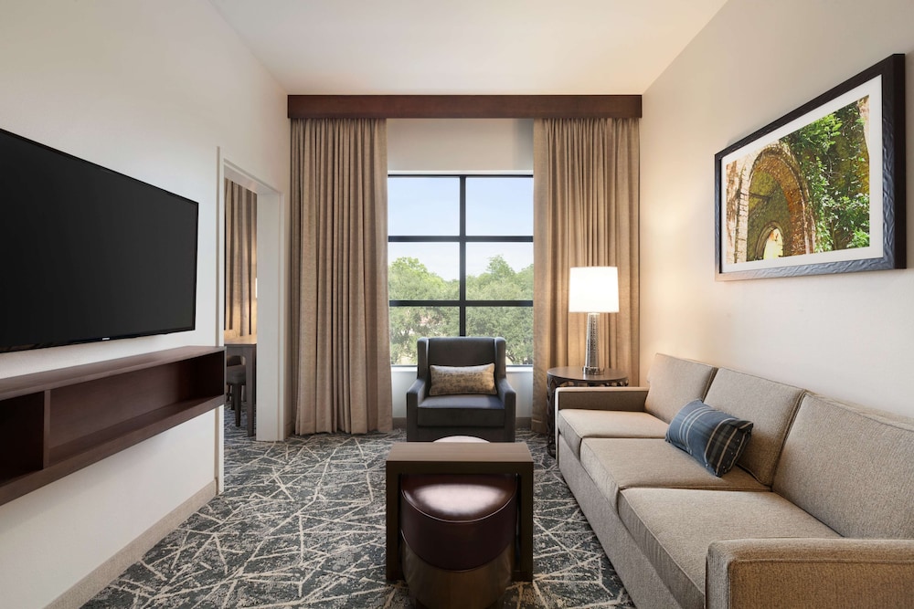 King Studio Suite
