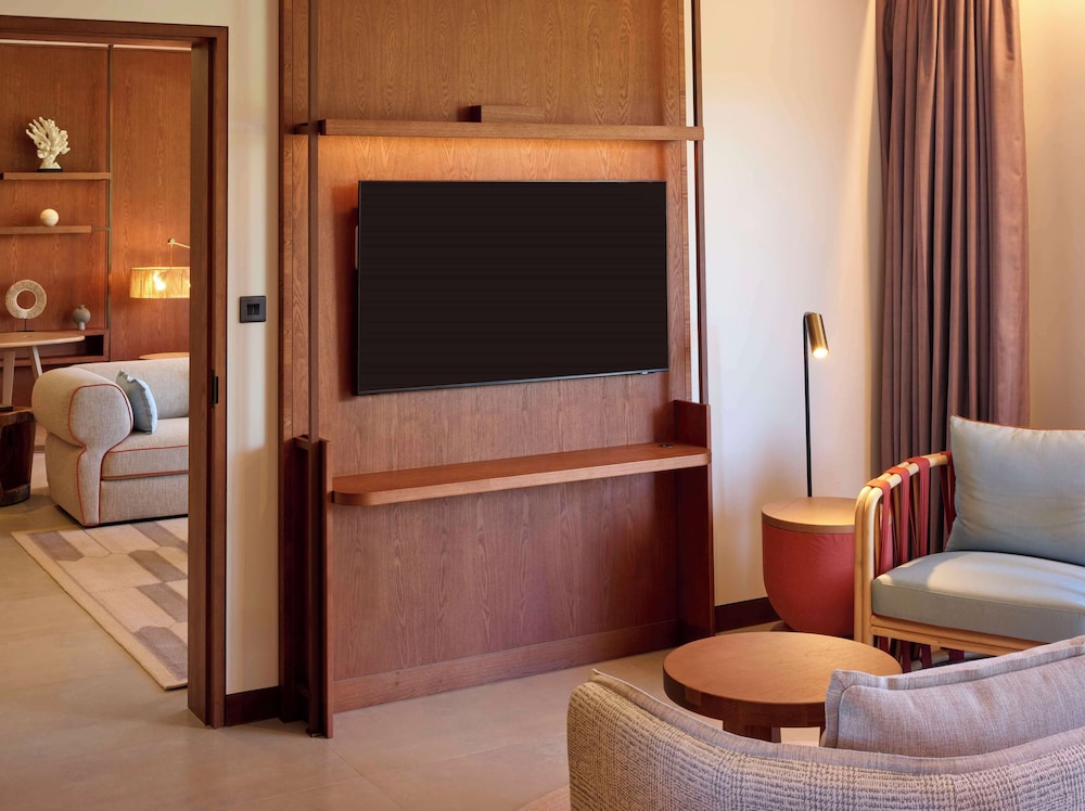 Suite, Multiple Beds, Balcony