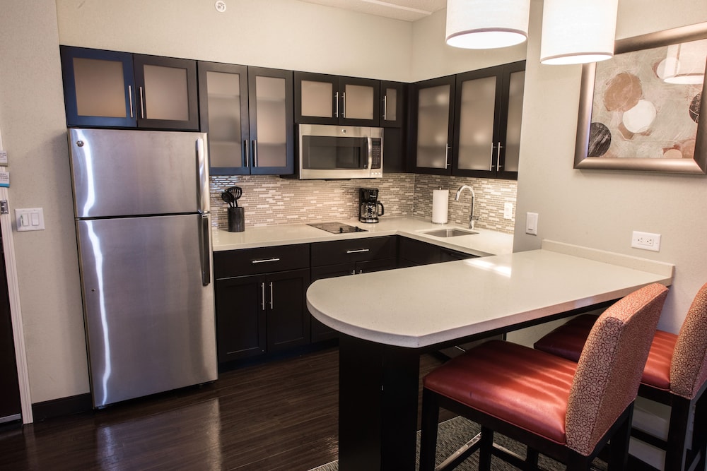 Suite, 1 Bedroom, Accessible, Kitchen (Comm Access) photo 2
