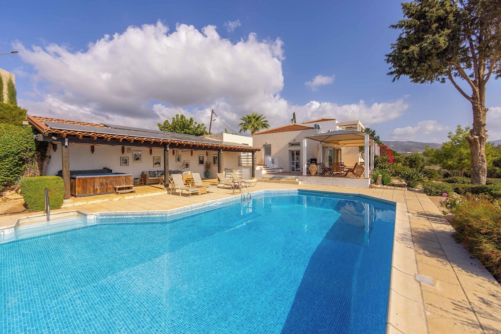 Villa (3 Bedrooms) photo 1