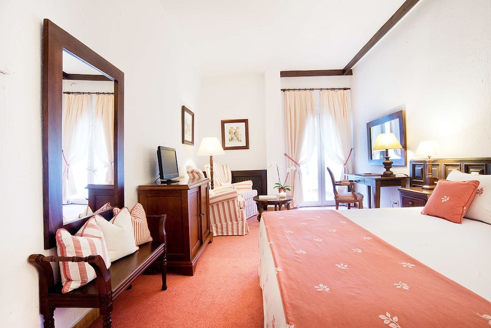 Classic Double Room, Balcony photo 3