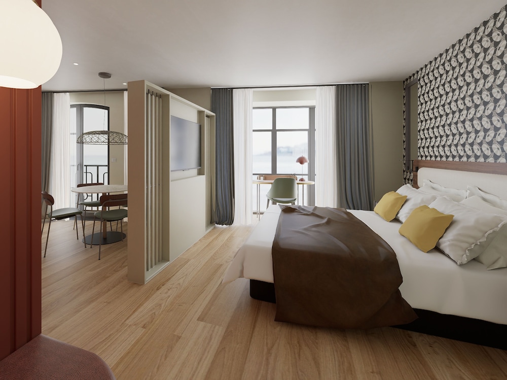Grand Quadruple Room
