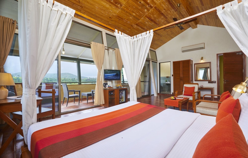 Premium Room, 1 Queen Bed