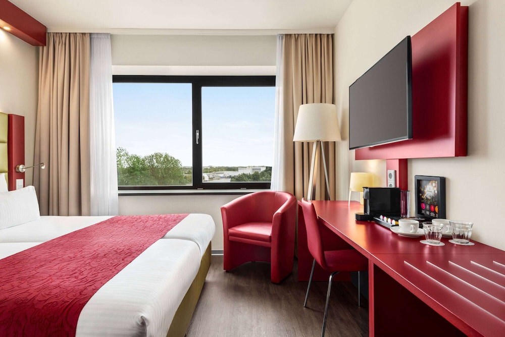 Room (Lounge) - Photo 3