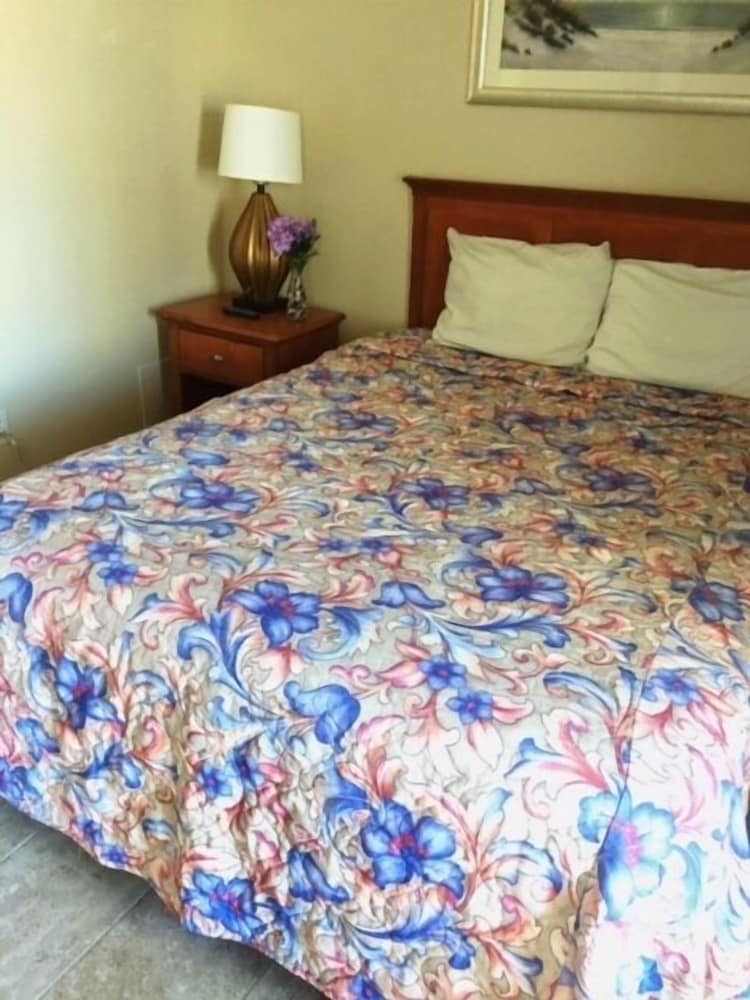 Basic Double Room Single Use, Side View photo 2