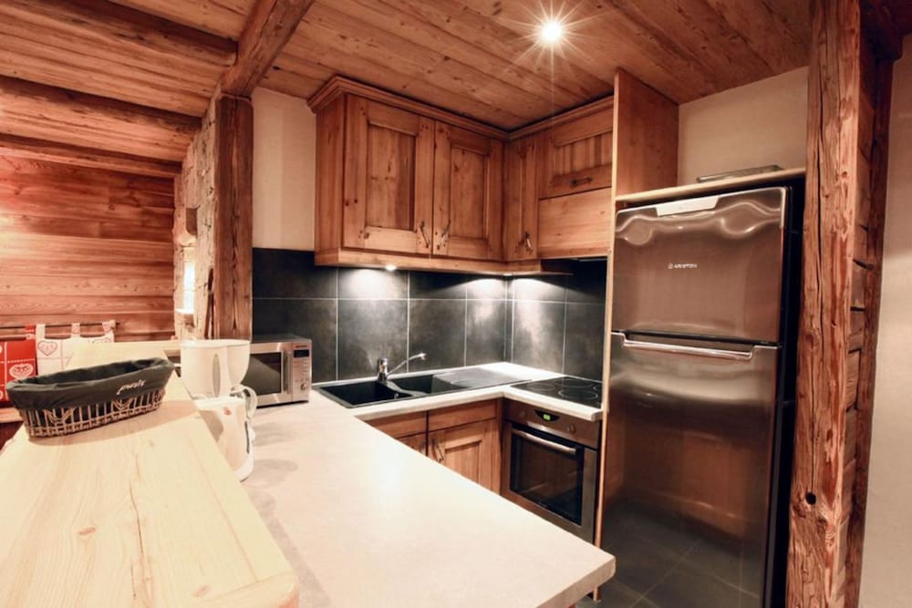 Luxury Apartment, Private Bathroom, Mountain View (Obro) photo 3