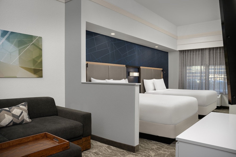 Studio, Multiple Beds (Hearing Accessible)