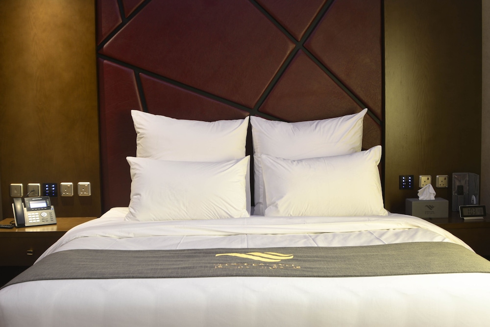 Royal Suite - Photo 4