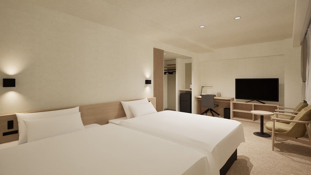 Superior Twin Room, Non Smoking, City View photo 1