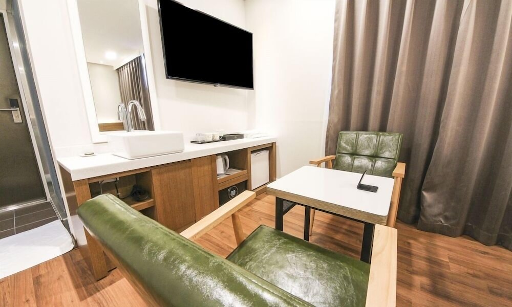 Standard Room photo 3