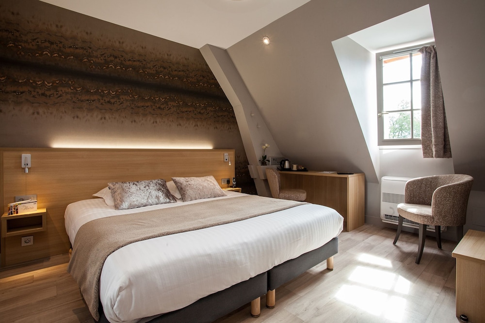 Comfort Double Room (Contemporary) photo 3