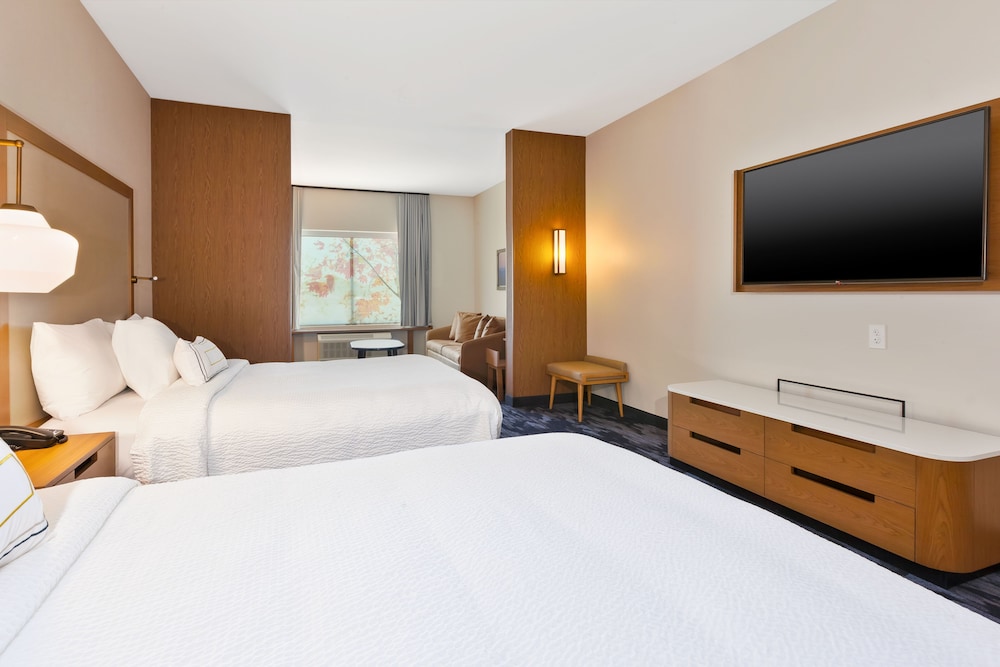 Suite, Multiple Beds