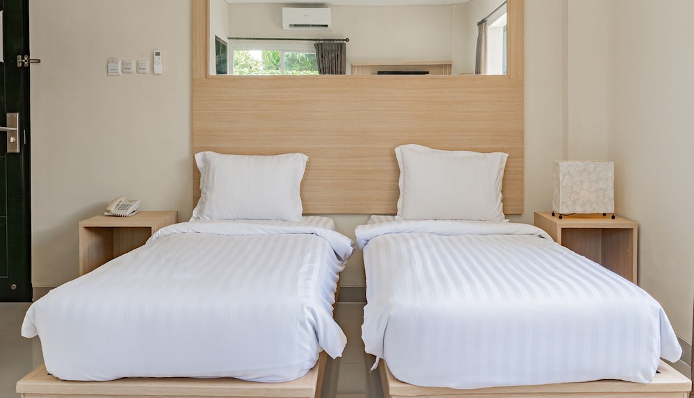 Classic Suite, 2 Twin Beds - Photo 3