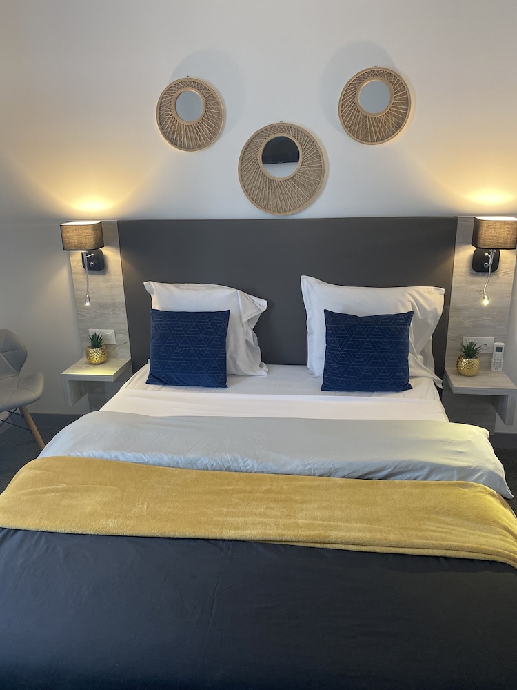 Superior Room - Photo 18