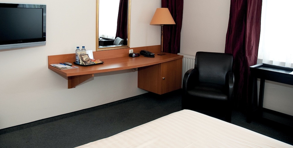 Comfort Double Room, Bathtub