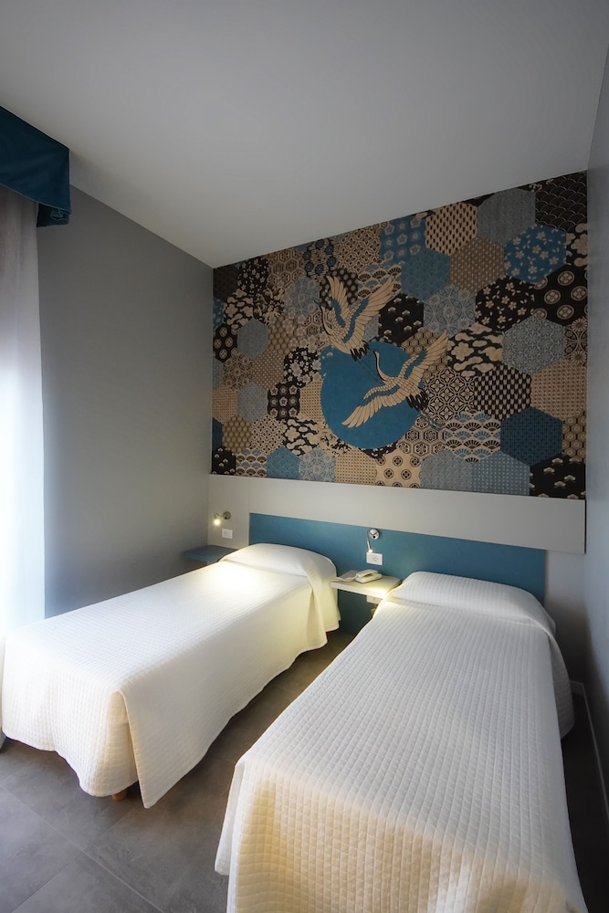 Twin Room, 2 Twin Beds photo 1