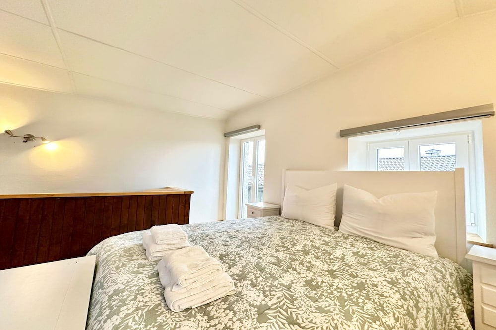 Family Chalet, 1 Bedroom, Mountainside (Rustico Pietra - Brissago Experience) photo 3