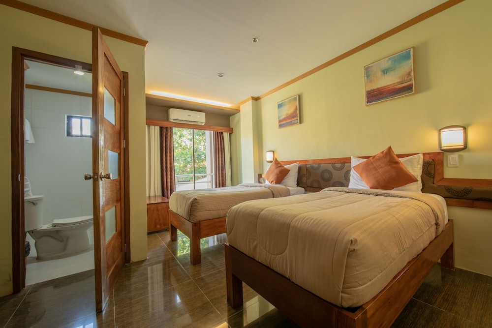Premier Twin Room photo 1
