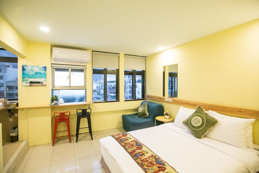 Deluxe Double Room, City View