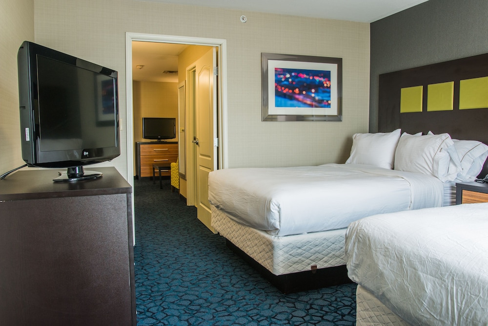 Suite, 1 Bedroom (2 Queen Beds) - Photo 1