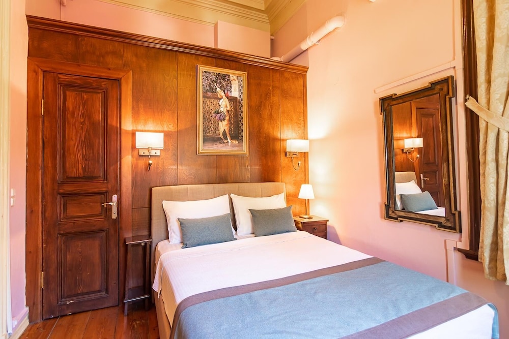 Comfort Double Room, Garden View