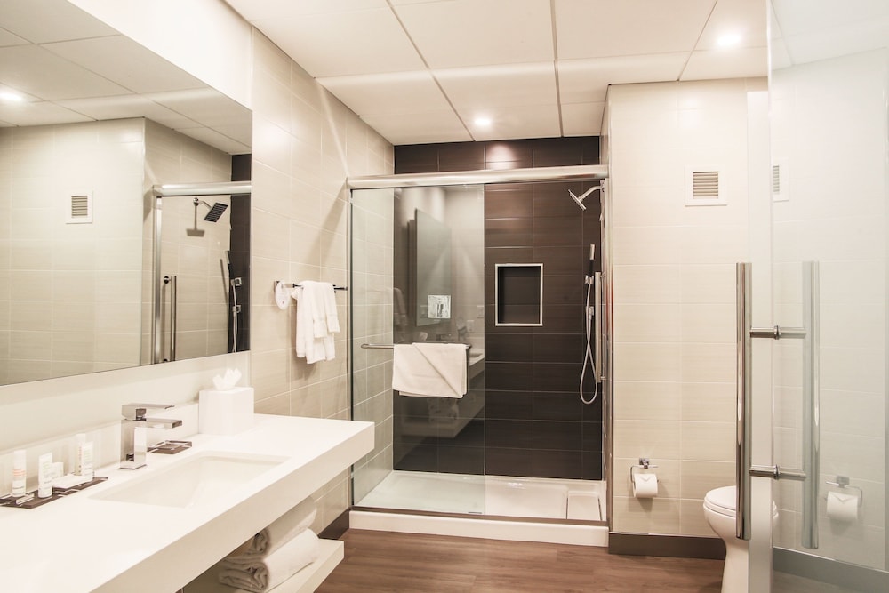Design Room, 2 Double Beds (Hearing Accessible) photo 2