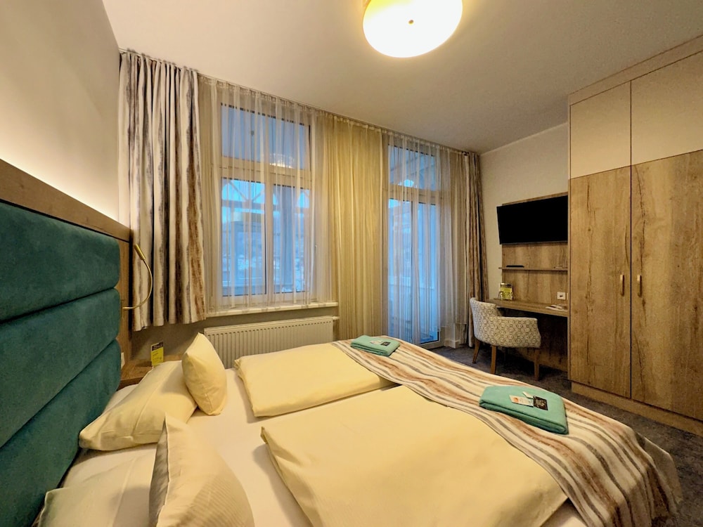 Panoramic Double Room photo 2