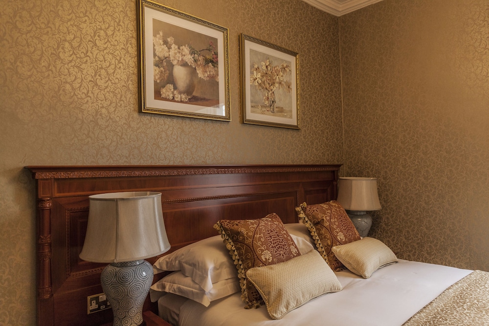 Standard Double Room, 1 Double Bed, Ensuite, Garden View