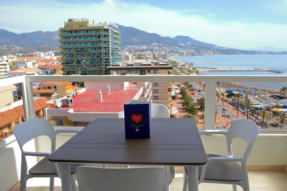 Apartment, Partial Sea View