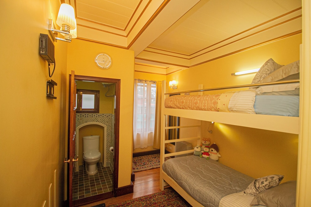 Family Suite - Photo 8