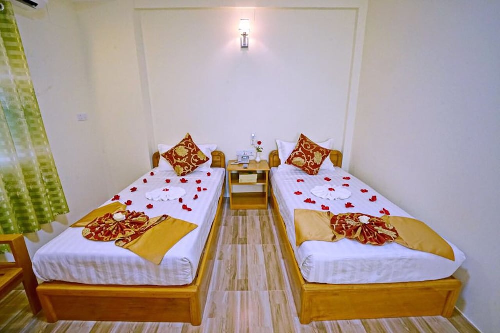 Superior Twin Room photo 1