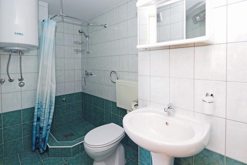 Apartment (Two Bedroom Apartment With Terrace An) photo 2