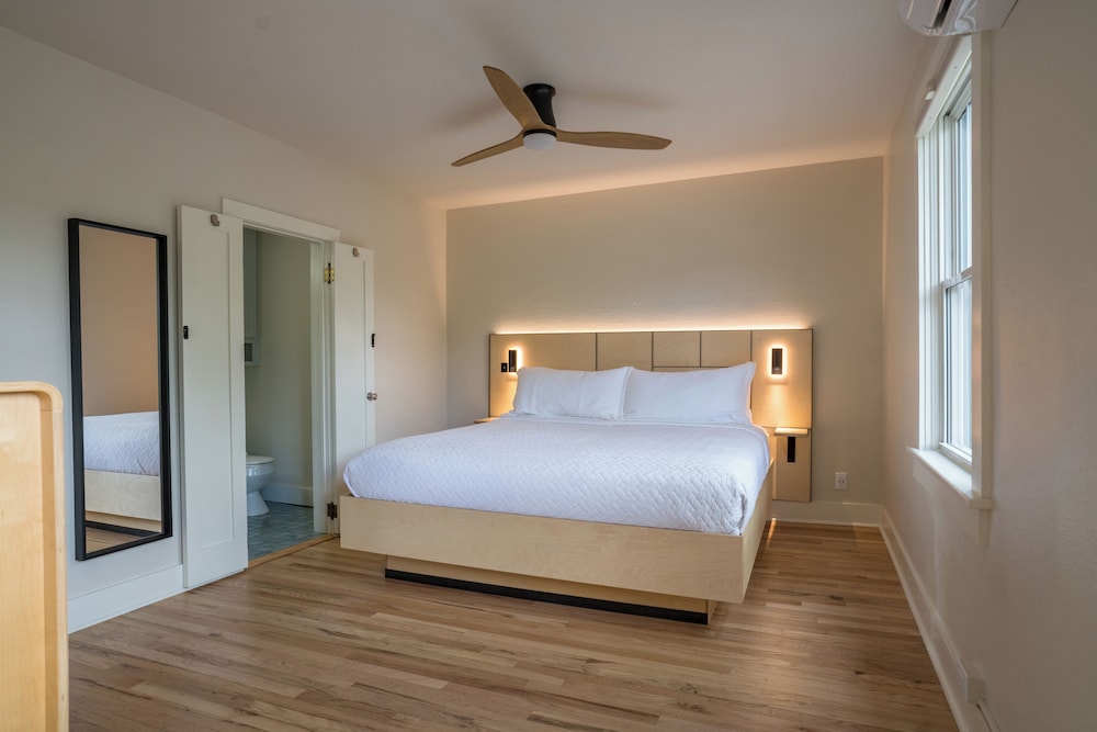 Premier Apartment