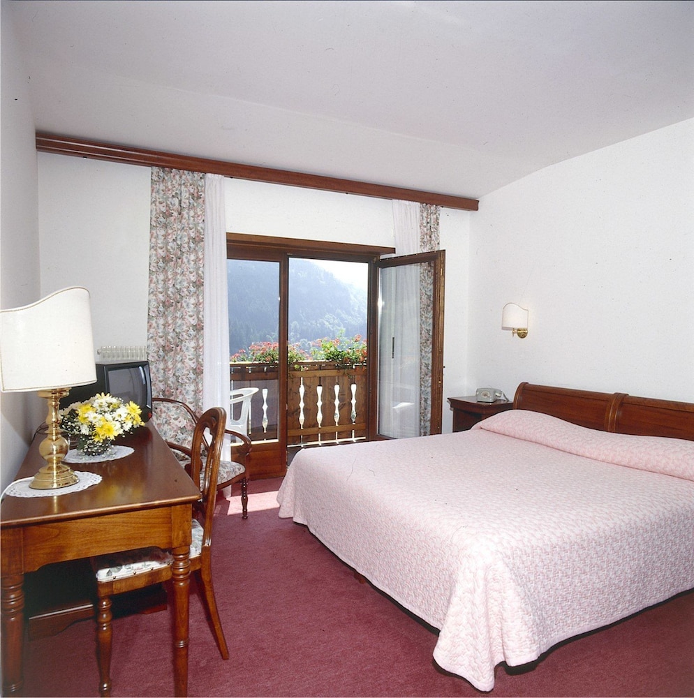 Double or Twin Room, Balcony, City View (Gioia)