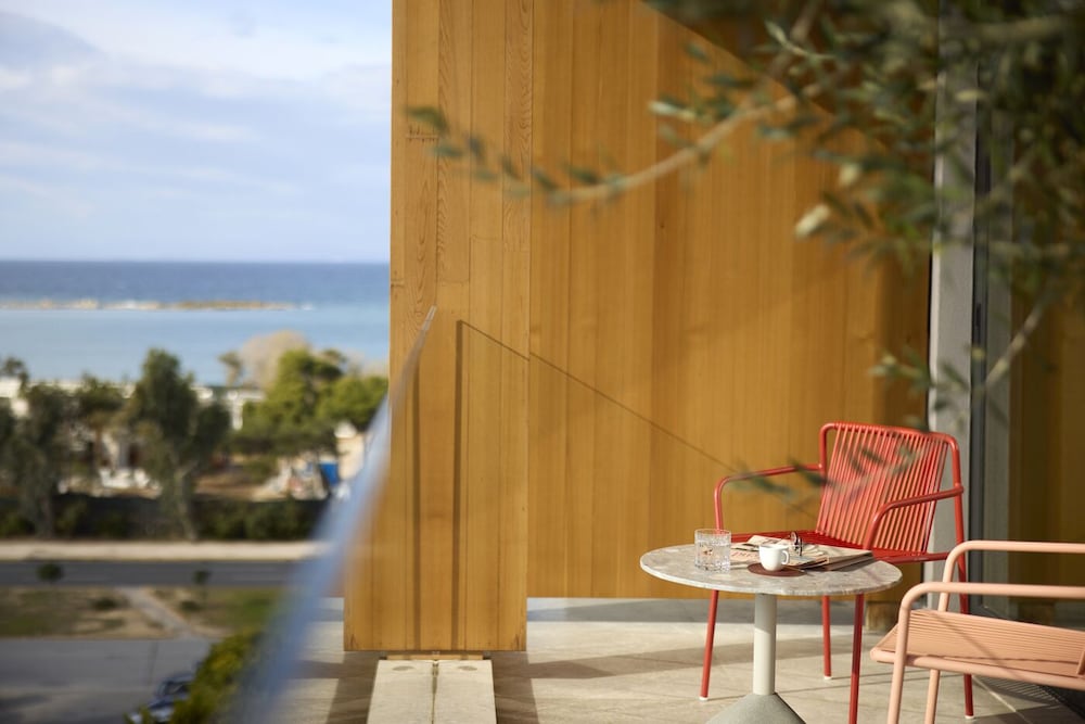 One Bedroom Suite SeaSide View photo 2