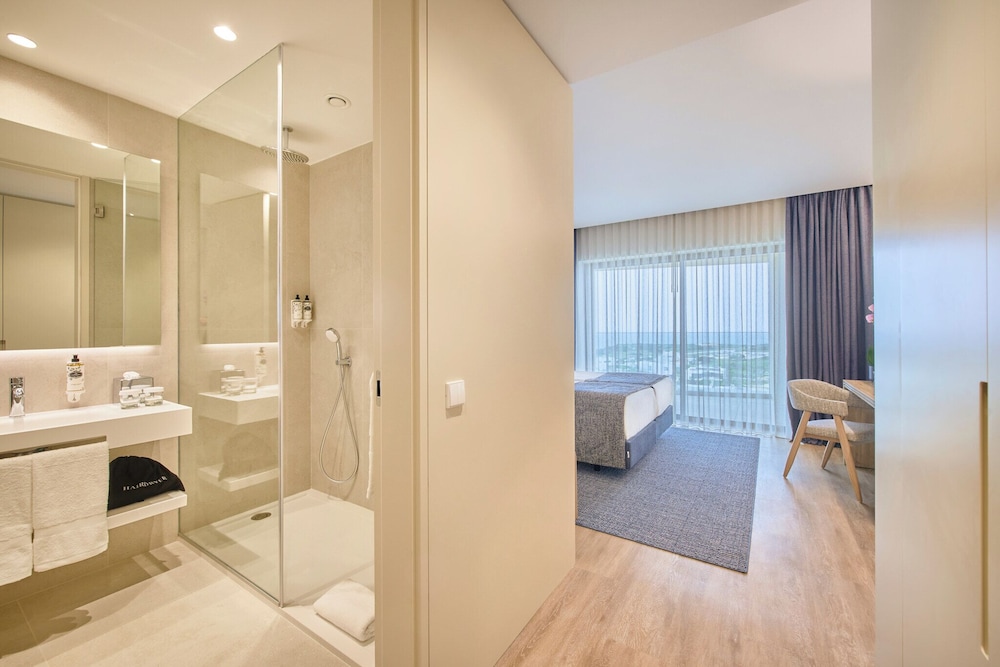 Twin Room, Sea View photo 3