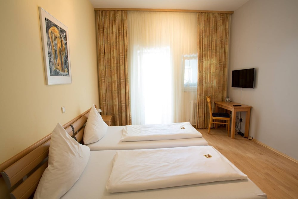 Double Room, Balcony