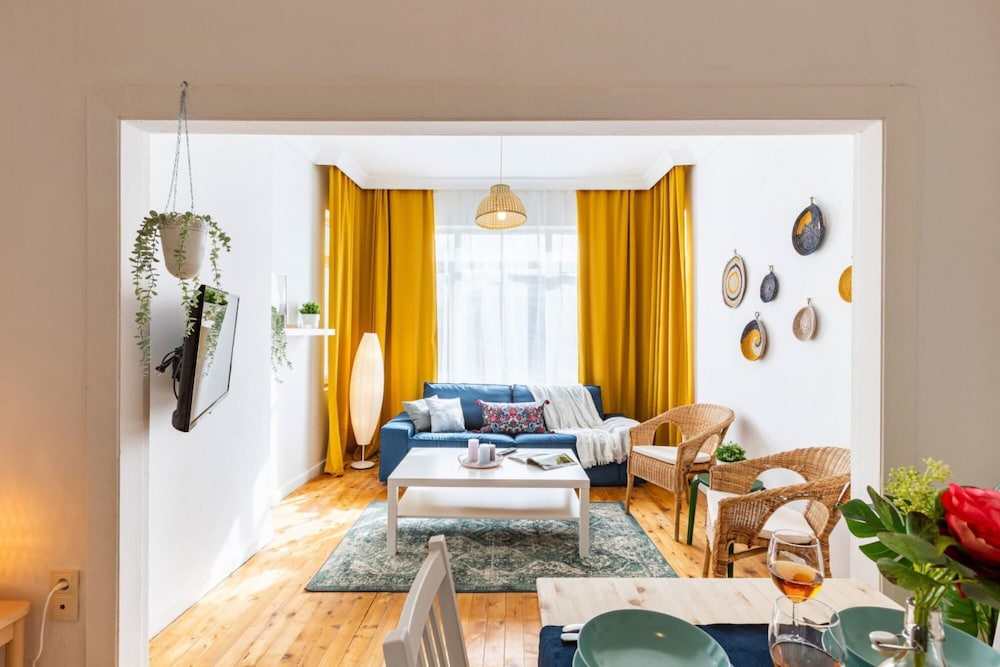 Apartment photo 1