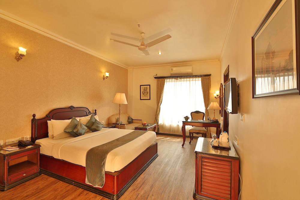 Heritage Room - Photo 4